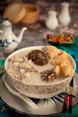 Yuān Yāng Tián Jī Huá Jī Zhōu Field Frog And Chicken Congee