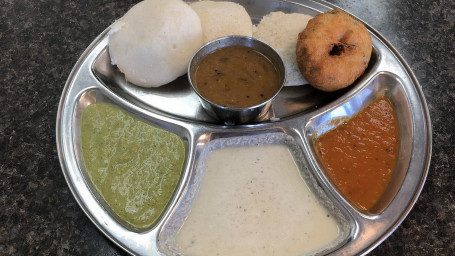 Sambar Idli(1)+Vada(1)