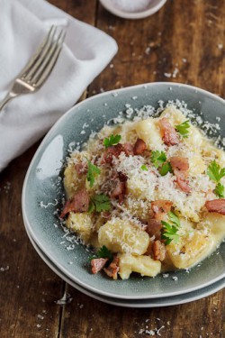 Gnocchi Carbonara