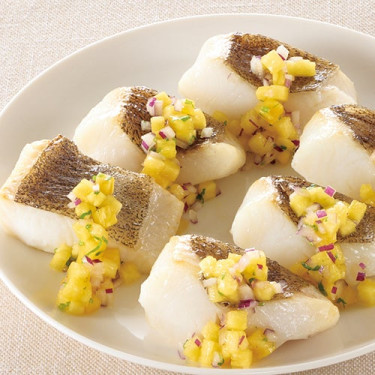 Bǐ Mù Yú Pèi Bō Luó Shā Shā Baked Halibut With Pineapple Salsa