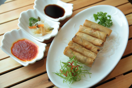 4 Vegetable Spring Rolls Sù Chūn Juǎn