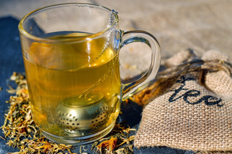 Infusione Di Tè Verde Fragola