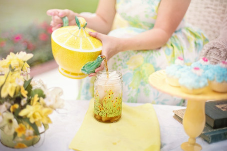 Limonata Al Tè Verde Ghiacciato Al Pesca Di Tazo