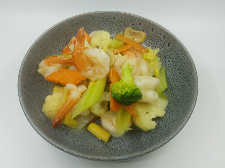 Stir Fried Vegetables And King Prawns With Garlic Sauce