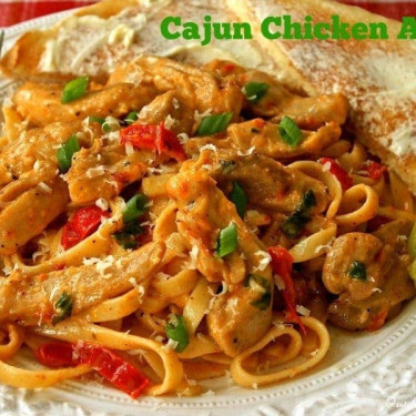 Cajun Pollo Linguini Alfredo