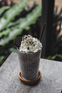 Frappè Al Gelato Sbranato A Mano O Biscotto Oreo Al Malto