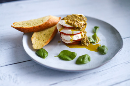 Insalata Di Mozzarella Di Pomodoro