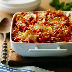 Ravioli Di Formaggio Con Salsa Marinara