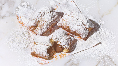 6 Pezzi Di Beignets Al Cioccolato