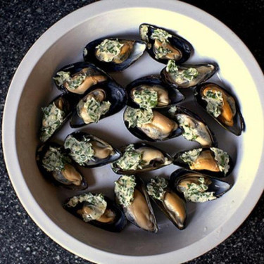 Cozze All'aglio Al Vino Bianco