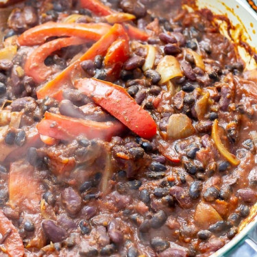 Fajitas Vegetariani Di Fagioli Neri (Con Avocado)