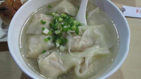 5. Pork Wonton Soup Qīng Tāng Chāo Shǒu