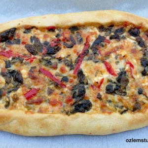 Pide Al Formaggio