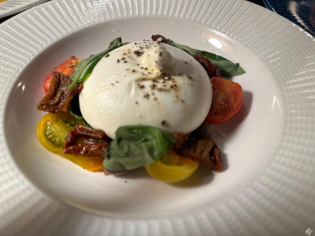 Burrata E Pomodori (V)