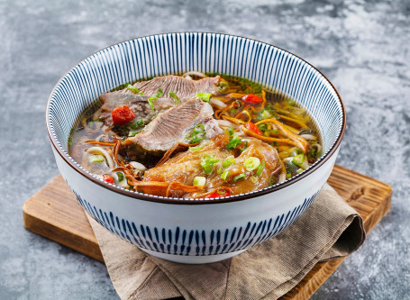 Yào Shàn Huā Diāo Bàn Jīn Bàn Ròu Shǒu Gōng Miàn Braised Beef Tendon Handemade Noodle Drunken Soup