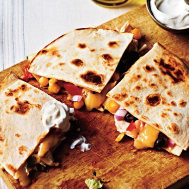 Quesadilla Di Pollo E Formaggio