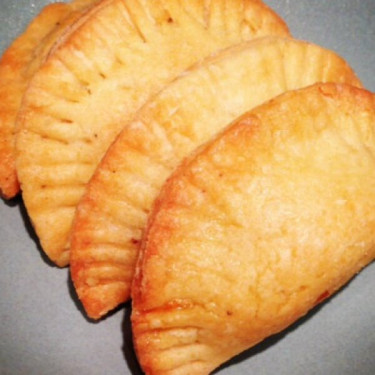 Empanada Al Formaggio