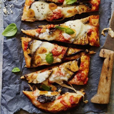 Pizza Alla Parmigiana Di Melanzane