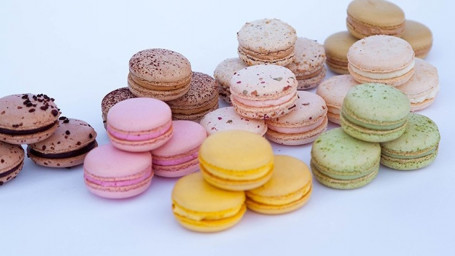 Large French Macaron