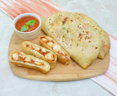 Calzone Di Pollo Alla Parmigiana