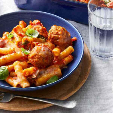 Ziti Al Forno Con Polpette