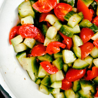 Insalata Di Cetrioli E Pomodori