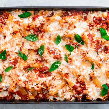 Ziti Al Forno Con Ragù Di Carne