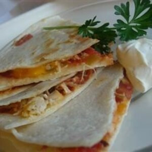 Quesadilla Ai Tre Formaggi