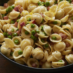 Prosciutto E Tagliatelle