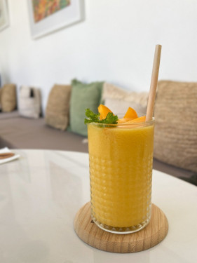 Smoothie Di Mango E Fragole