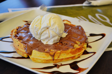 Waffle Con Nutella