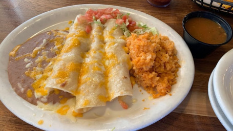 1 Enchilada Plate (3 Rolled Enchiladas)