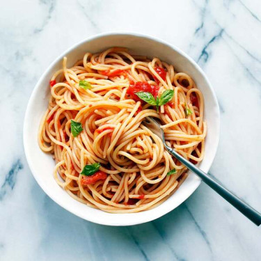 Spaghetti Al Pomodoro E Basilico