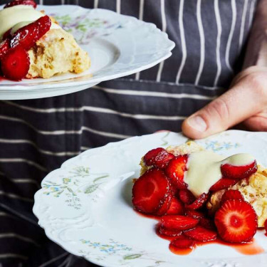 Nuovo Biscotto Alla Crema Di Fragole Fresche