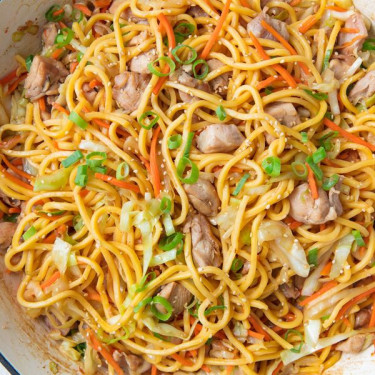 Chow Mein Speciale Della Casa O Chop Suey