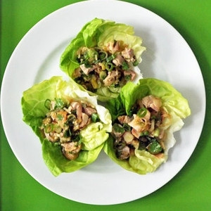 Insalata Larb Gai