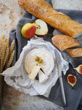 Colazione Con Omelette Di Formaggio