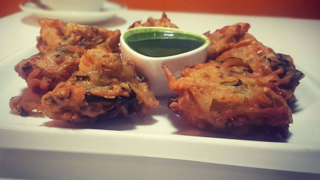 9. Vegetable Pakora