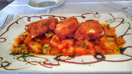 Fried Mozzarella Over Tomato