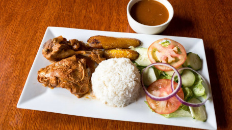 24. Stewed Chicken Pollo Guisado