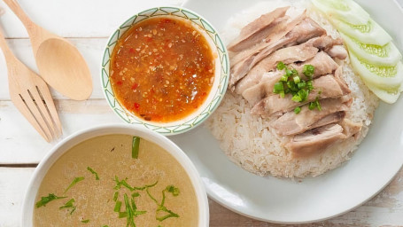 Hainanese Chicken Platter (Kao-Mun-Gai)