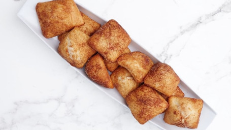 Pasta Fritta Con Cannella E Zucchero