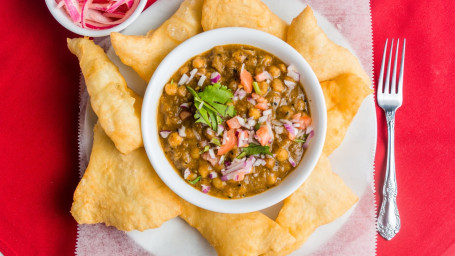 Chole Bhature (2 Pc)