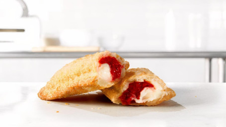 Torta Fritta Alla Crema Di Fragole