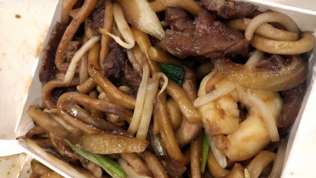 45. House Chow Mein