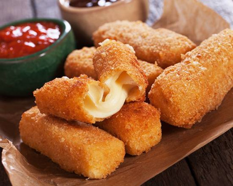 Dé Zhōu Cuì Shǔ Jí Mǎ Zì Ruì Lā Qǐ Sī Bàng 5Tiáo German French Fries And Fried Mozzarella Cheese 5 Sticks