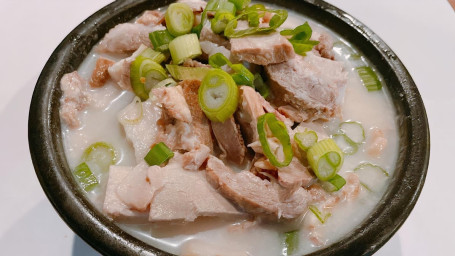 Assorted Pork Soup 돼지국밥