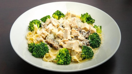 Fettuccine Di Petto Di Pollo