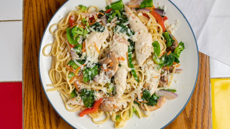 Primavera Linguine With Chicken